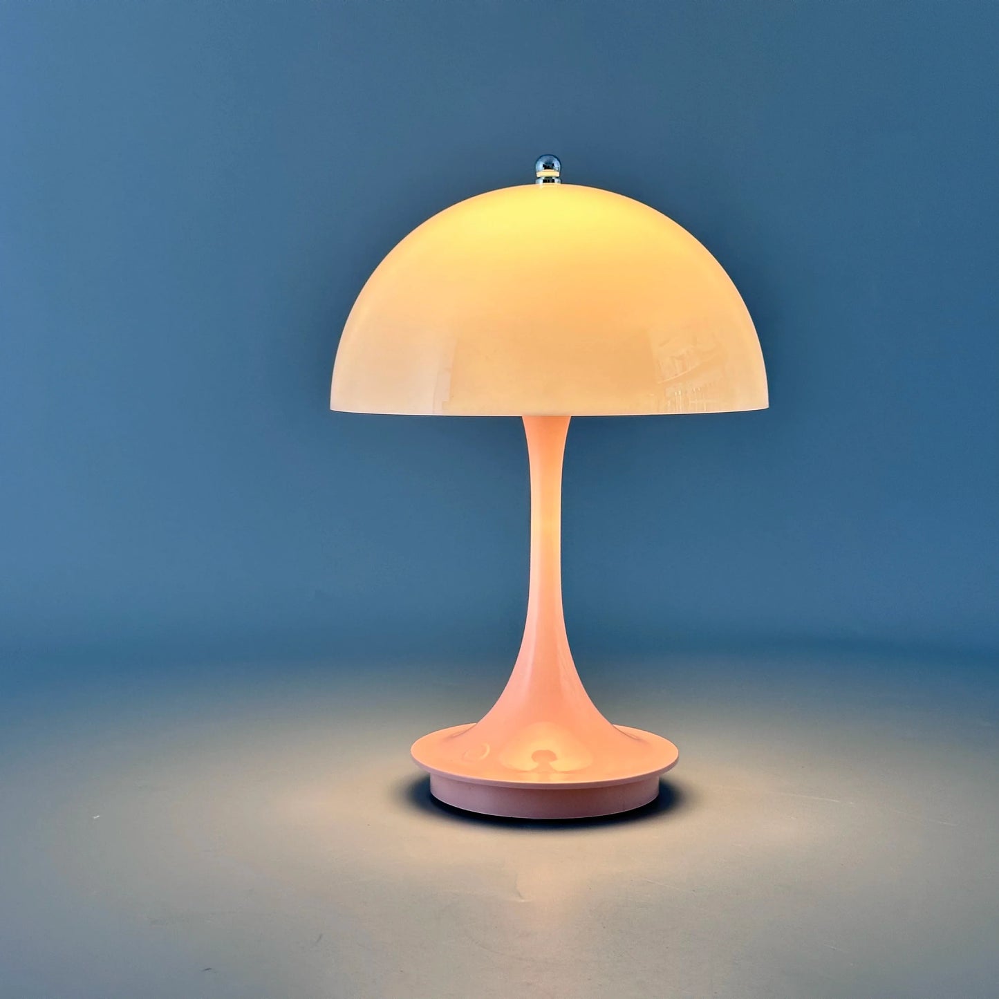 Lampe LED Champignon LuxeVision - Design Élégant pour Chambre et Salon - Rynova