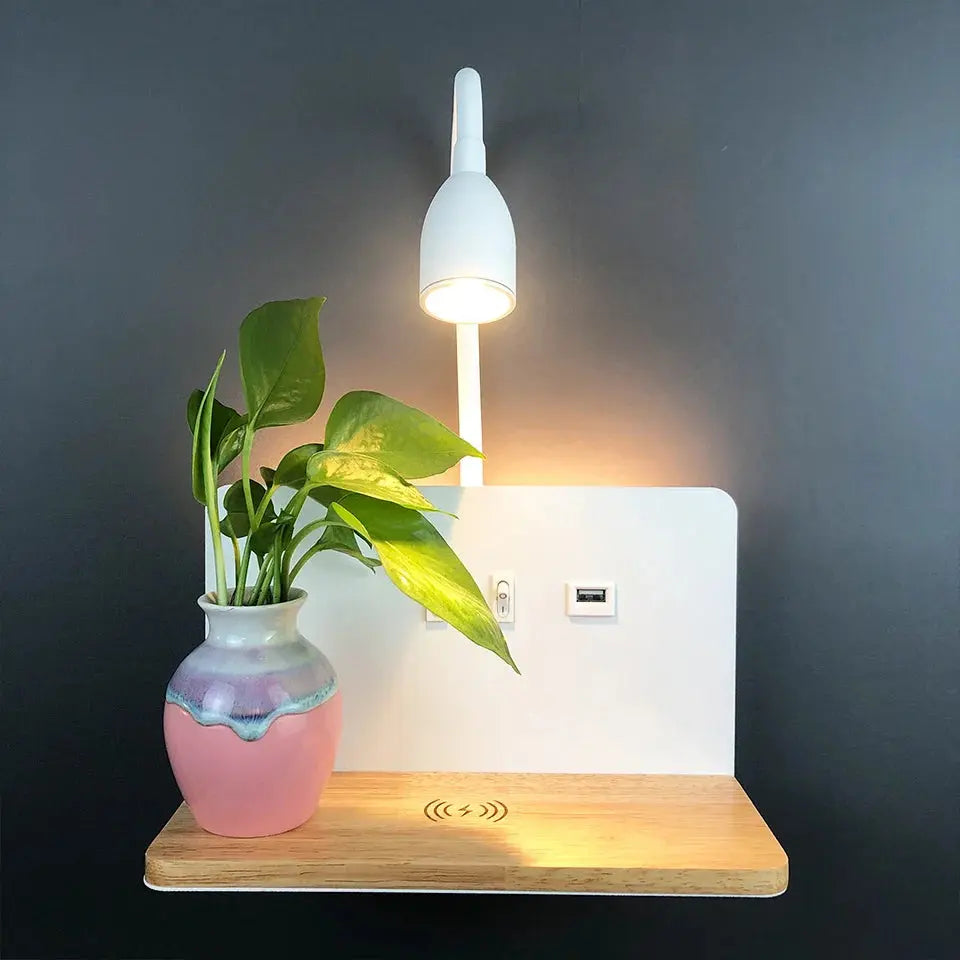 LumiCharge | Applique Murale LED avec USB et Charge Sans Fil - Rynova