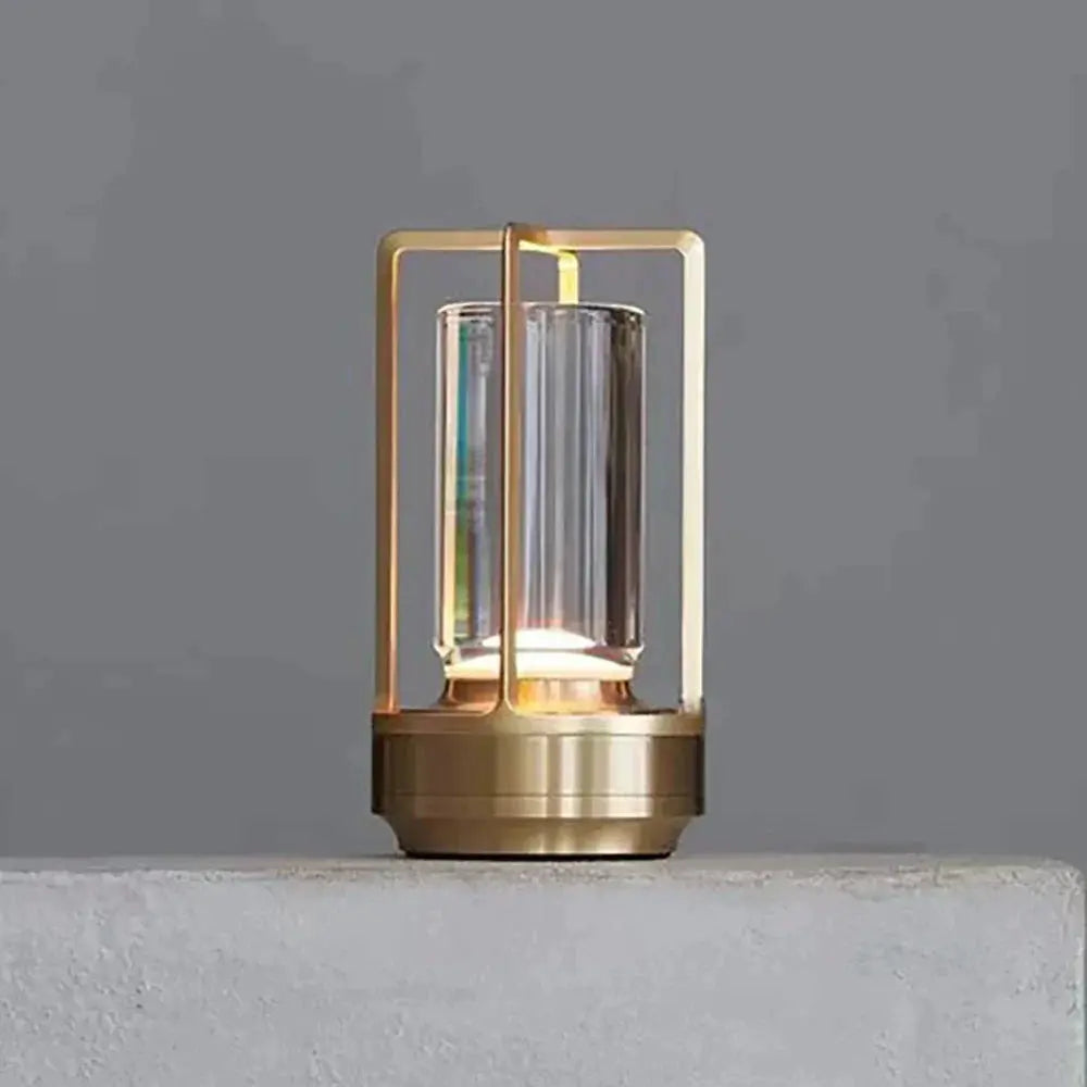LumièreÉlégance - Lampe de Table Chic et Moderne - Rynova