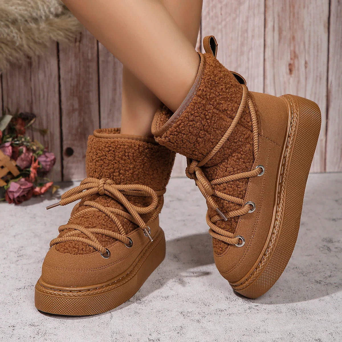 HiverChic - Bottes courtes en laine confortables et antidérapantes - Rynova