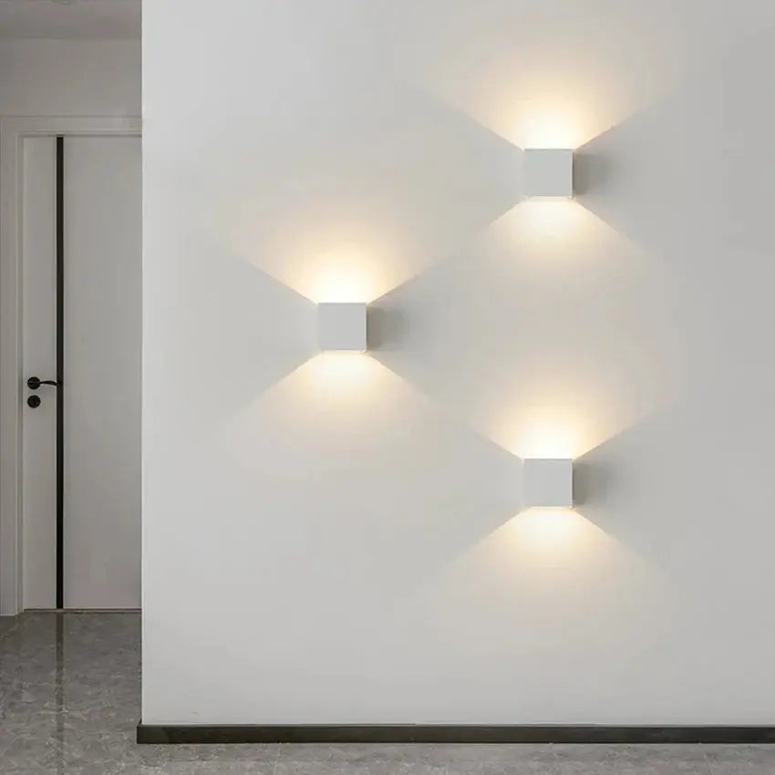 LumiÉclat – Applique Murale LED Élégante et Moderne - Rynova
