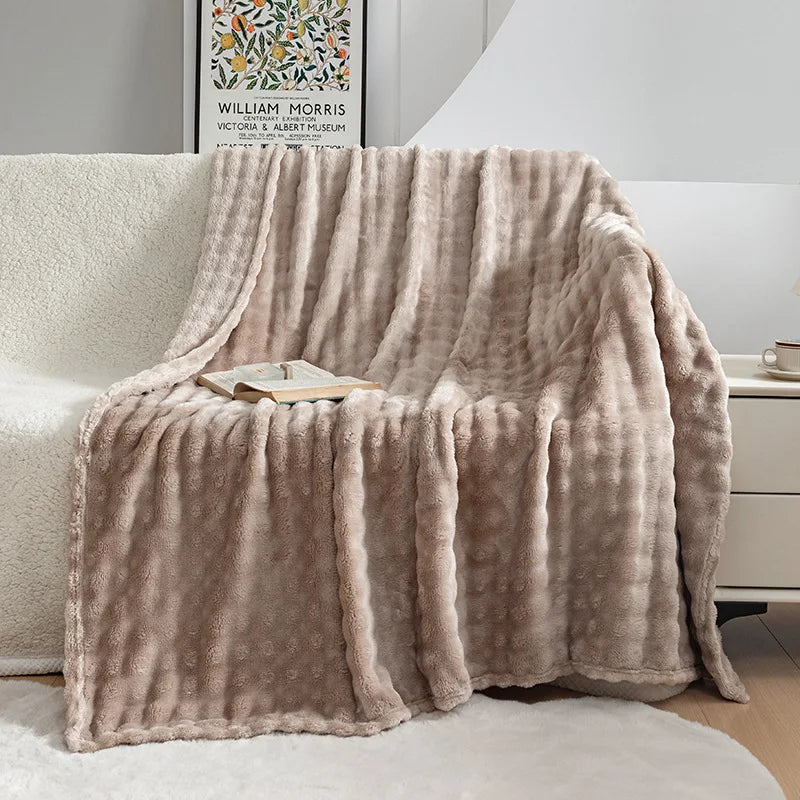 DouxVelours - Couverture Flanelle Légère et Douce pour Été - Rynova
