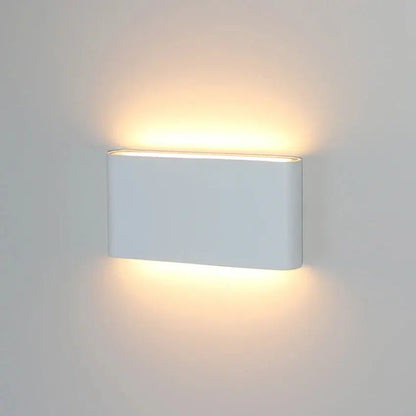 LumièreBrillante – Applique Murale LED Étanche, Éclairage Extérieur Durable - Rynova