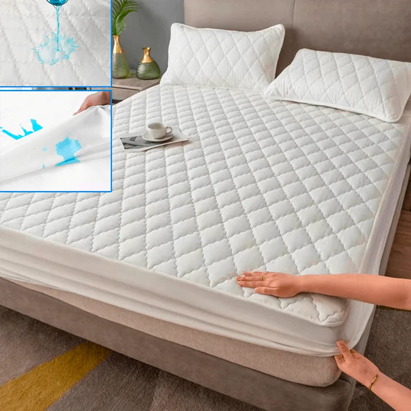 AquaMat - Protège-Matelas Imperméable avec Drap-Housse Ajusté - Rynova
