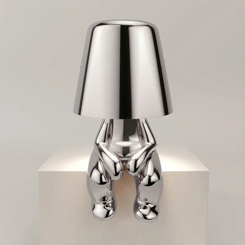 LumiHéros - Lampe de Table avec Charme et Élégance - Rynova