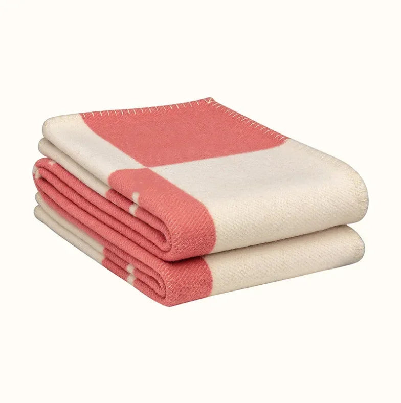 LuxeChaleur - Couverture en Laine de Cachemire Élégante Rynova