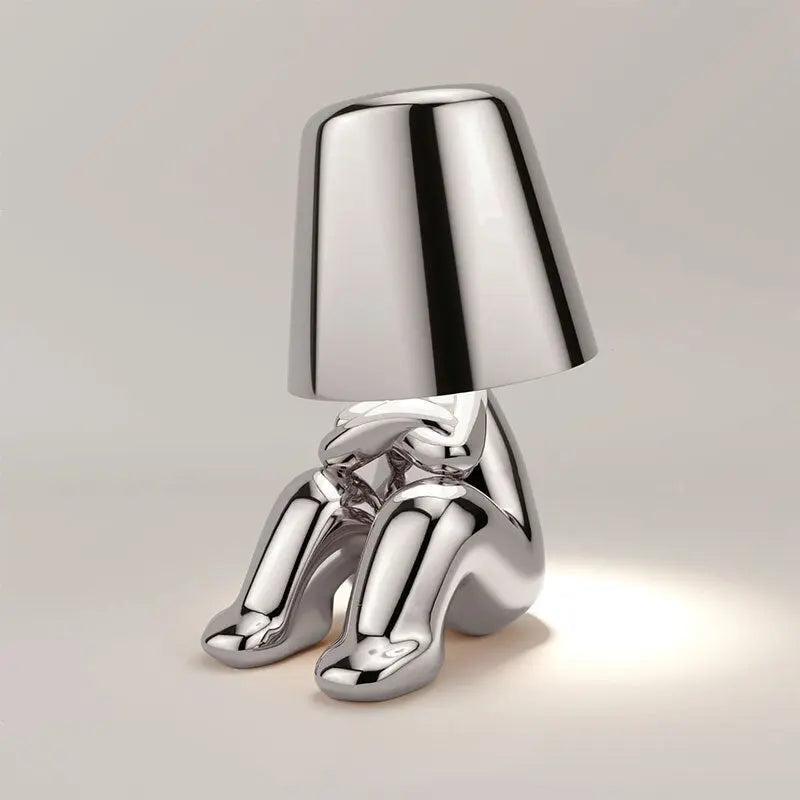 LumiHéros - Lampe de Table avec Charme et Élégance - Rynova