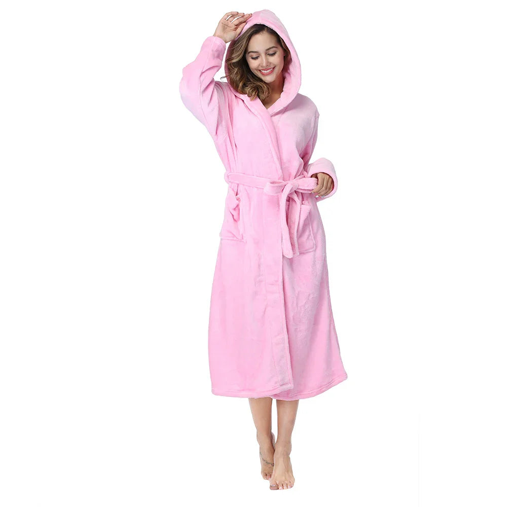 CapuChic – Robe à Capuche Douce et Élégante - Rynova