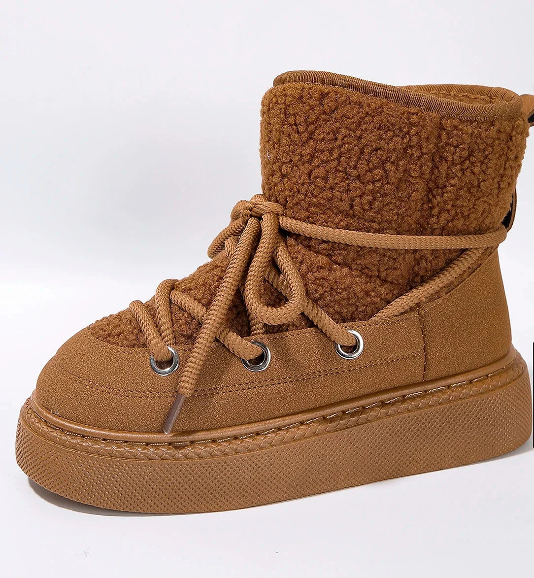 HiverChic - Bottes courtes en laine confortables et antidérapantes - Rynova