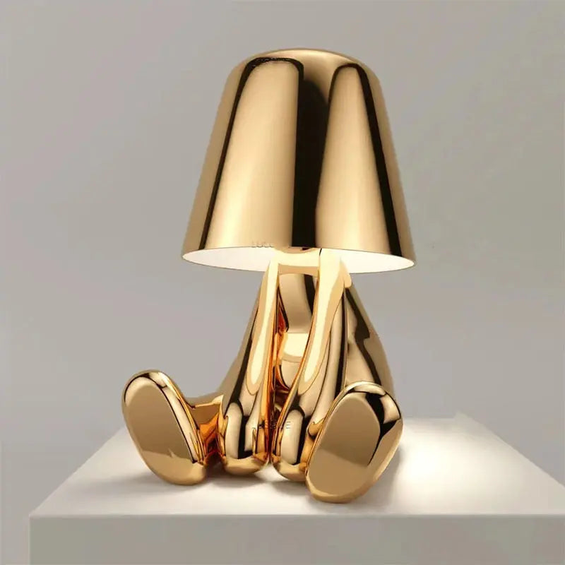 LumiHéros - Lampe de Table avec Charme et Élégance - Rynova