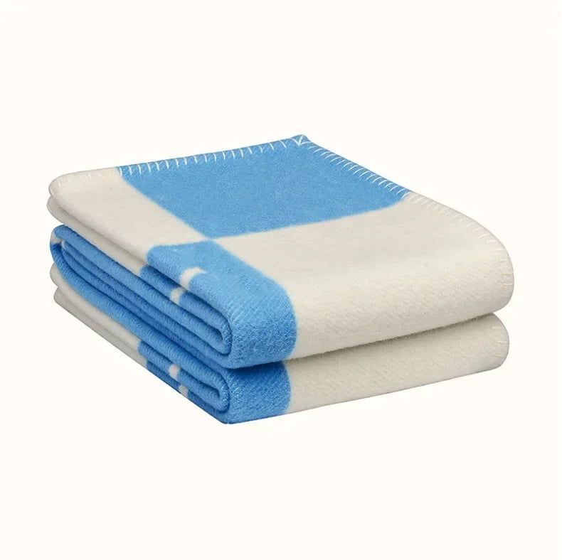 LuxeChaleur - Couverture en Laine de Cachemire Élégante Rynova