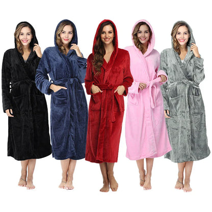 CapuChic – Robe à Capuche Douce et Élégante - Rynova