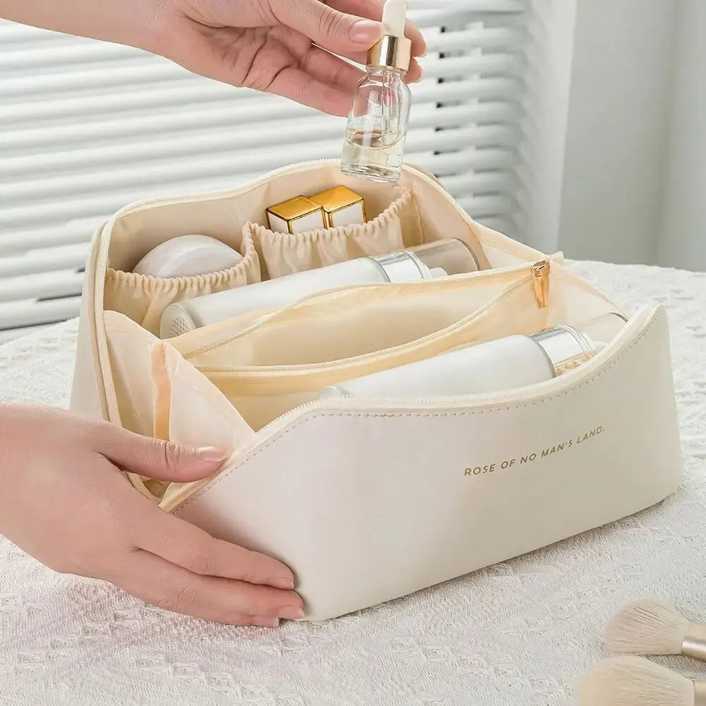 ChicEssentiel – Trousse de Maquillage et de Toilette de Luxe pour Femme - Rynova