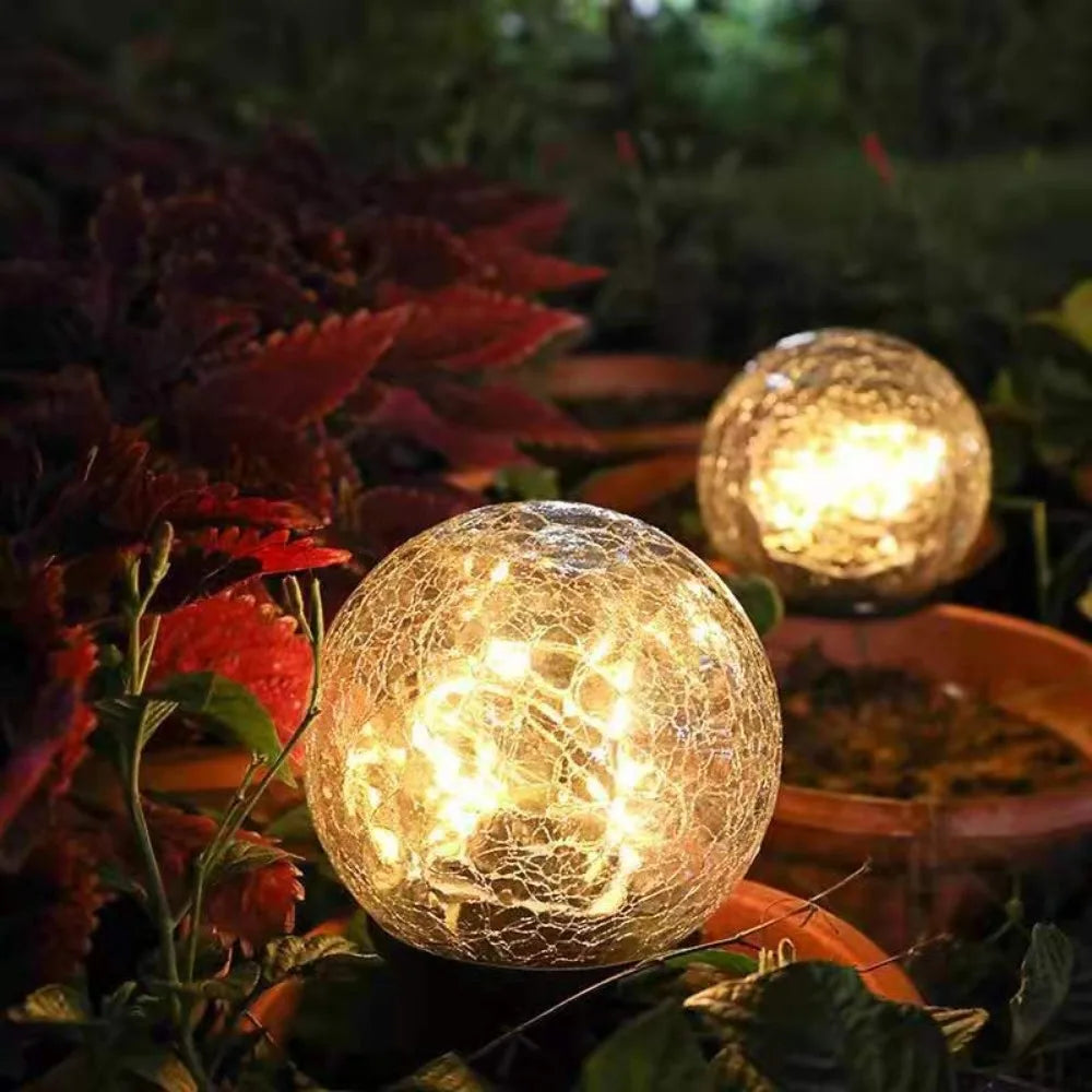 LumiGlobe – Lampe Solaire Boule Craquelée pour Extérieur - Rynova