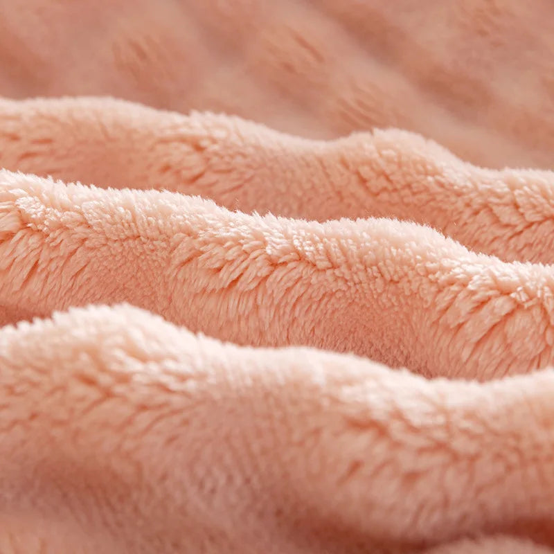 DouxVelours - Couverture Flanelle Légère et Douce pour Été - Rynova