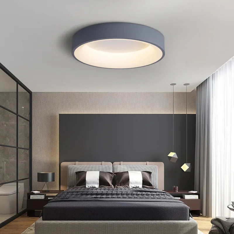 LumièreConfort – Plafonnier Rond en Fer avec Télécommande pour Éclairage Personnalisé - Rynova