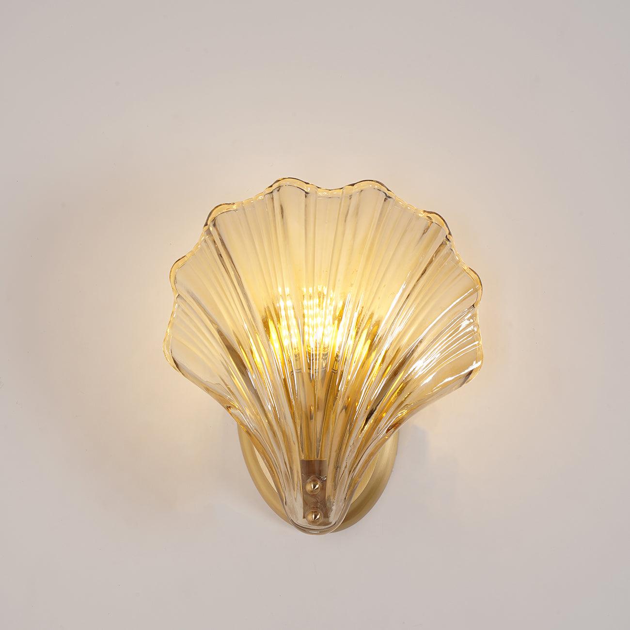 Koquilluxe – Lampe murale design en coquillage - Rynova