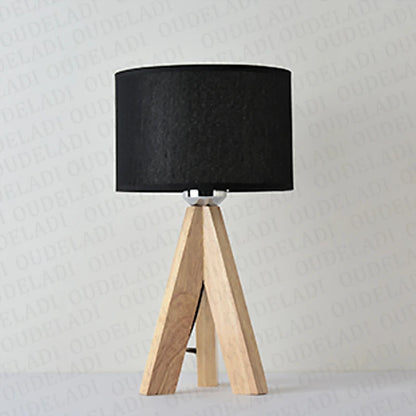 Lumière d'Éclat – Lampe de Table en Bois avec Abat-Jour Tissu Noir et Blanc - Rynova