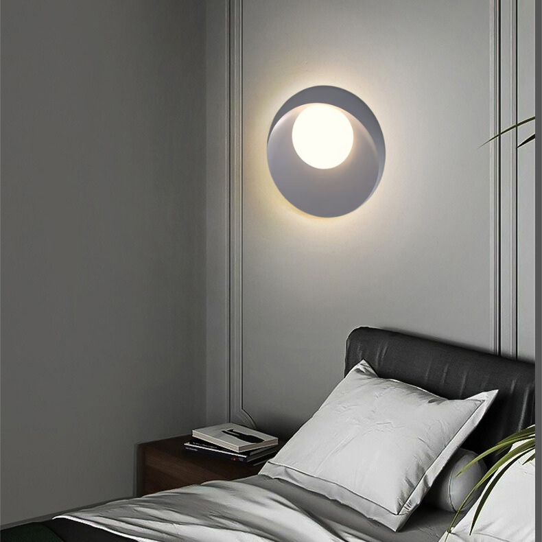 LumiFlex - Applique Murale LED Polyvalente pour Intérieur et Extérieur - Rynova