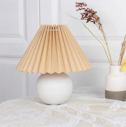 ÉléganceRétro - Lampe de Table Vintage avec Abat-Jour Plissé - Rynova