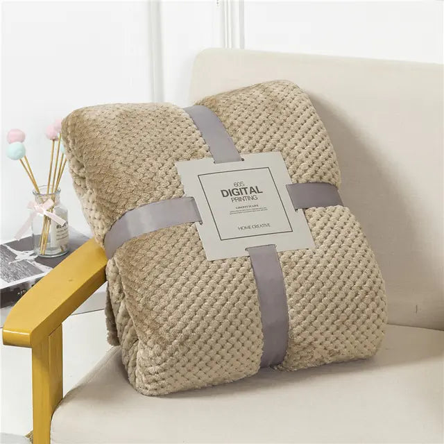 DouceHiver - Plaid Douillet en Flanelle pour Lit d'Hiver - Rynova