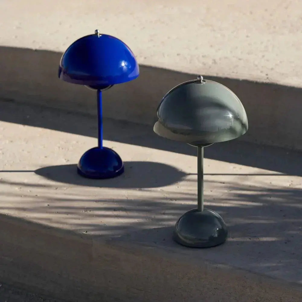 Lumière Lunaire - Lampe de Table LED pour une Ambiance Moderne - Rynova