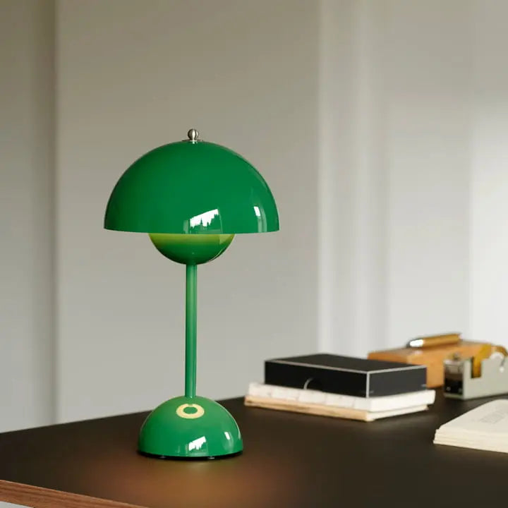 LunarGlow - Lampe de table LED pour une ambiance élégante - Rynova