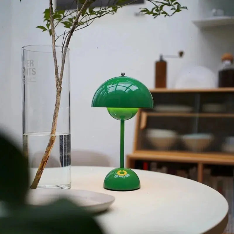 LunarGlow - Lampe de table LED pour une ambiance élégante - Rynova