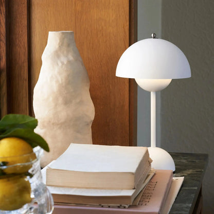 LunarGlow - Lampe de table LED pour une ambiance élégante - Rynova
