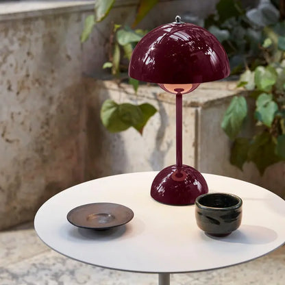 LunarGlow - Lampe de table LED pour une ambiance élégante - Rynova