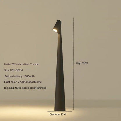 LumiMaître - Lampe de Table LED Rechargeable | Design Moderne et Fonctionnel | Éclairage Ambiant Durable - Rynova