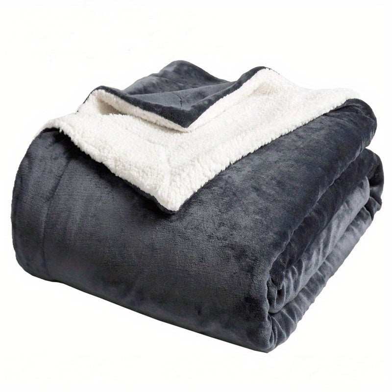 DouceurFleece - Couverture Flanelle Douce et Chaleureuse 100% Polyester - Rynova