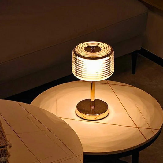 LuminaHalo – Lampe Design Élégante pour un Éclat Raffiné - Rynova