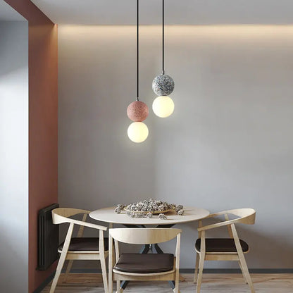 Luminaires suspendus à LED modernes LuxBright Valentina en forme de globe pour table à manger - Rynova