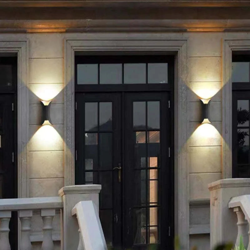 LumiSteel - Applique murale LED résistante aux intempéries - Rynova