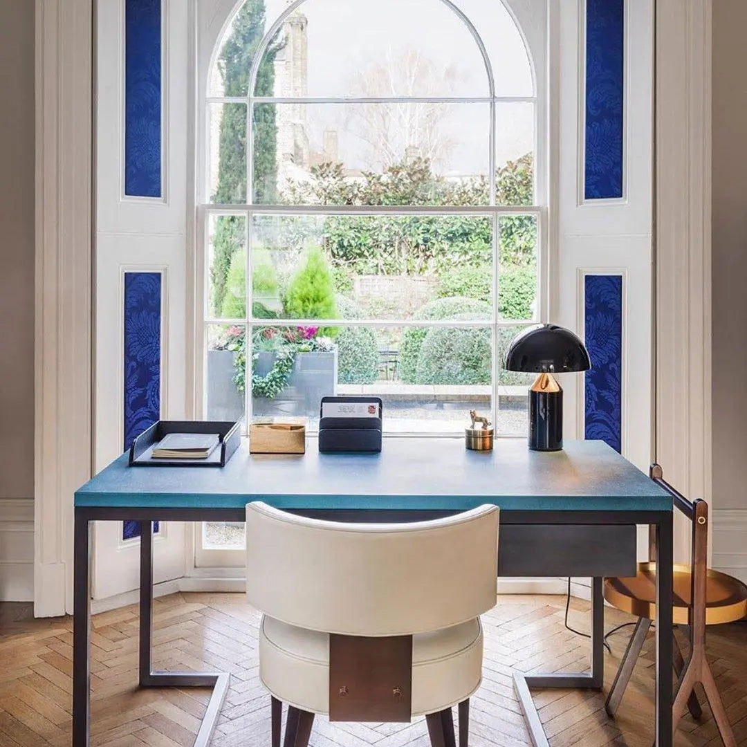LumièreMétal – Lampe de Table en Métal Moderne - Rynova