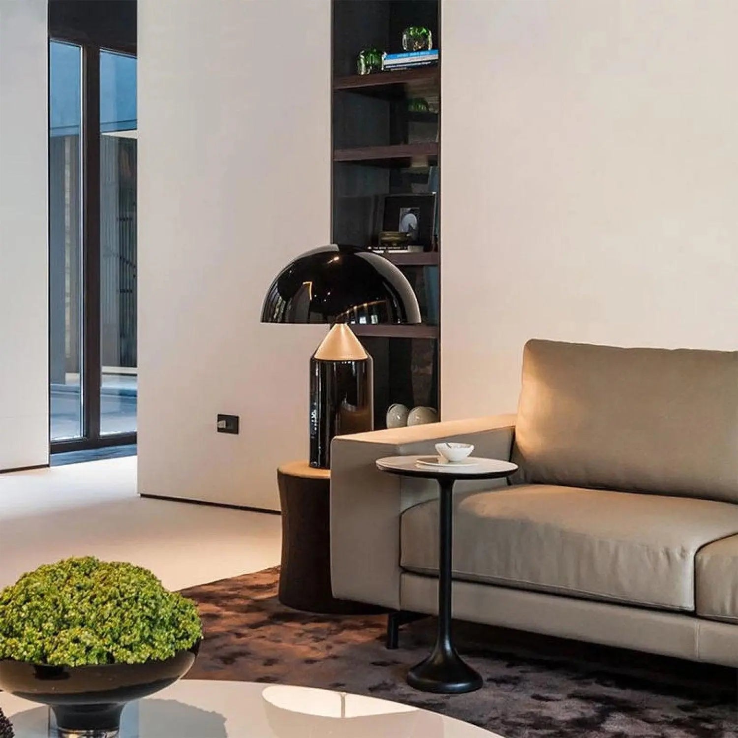 LumièreMétal – Lampe de Table en Métal Moderne - Rynova