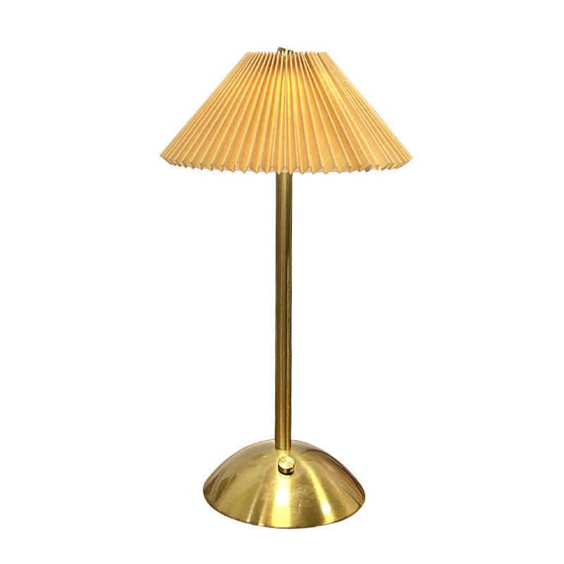 LumièreNord - Lampe de table sans fil au design scandinave - Rynova