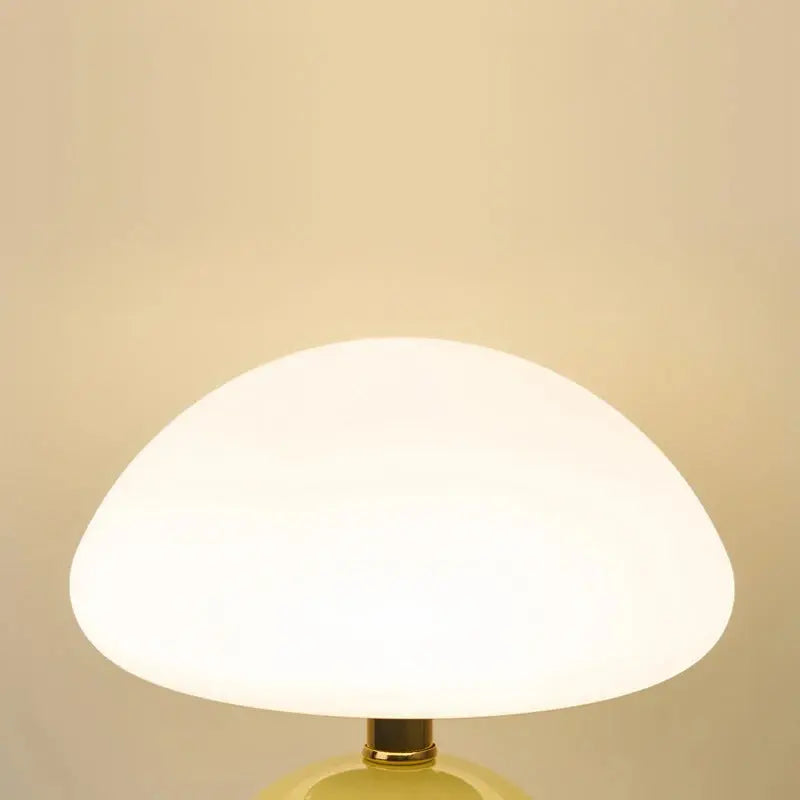 LumiCréa | Lampe de Chevet Moderne avec Éclairage à Spectre Complet - Rynova