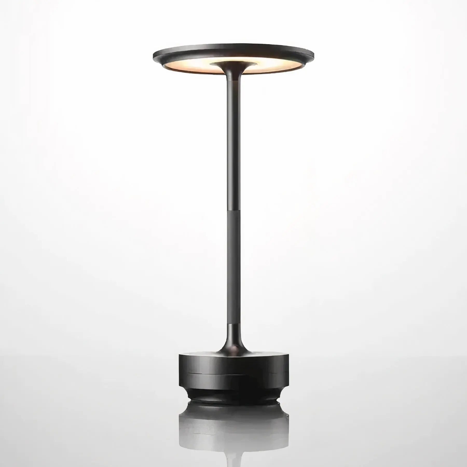 Lampe de Table Designer Thomas - ElegantGlow par LumenArt - Rynova