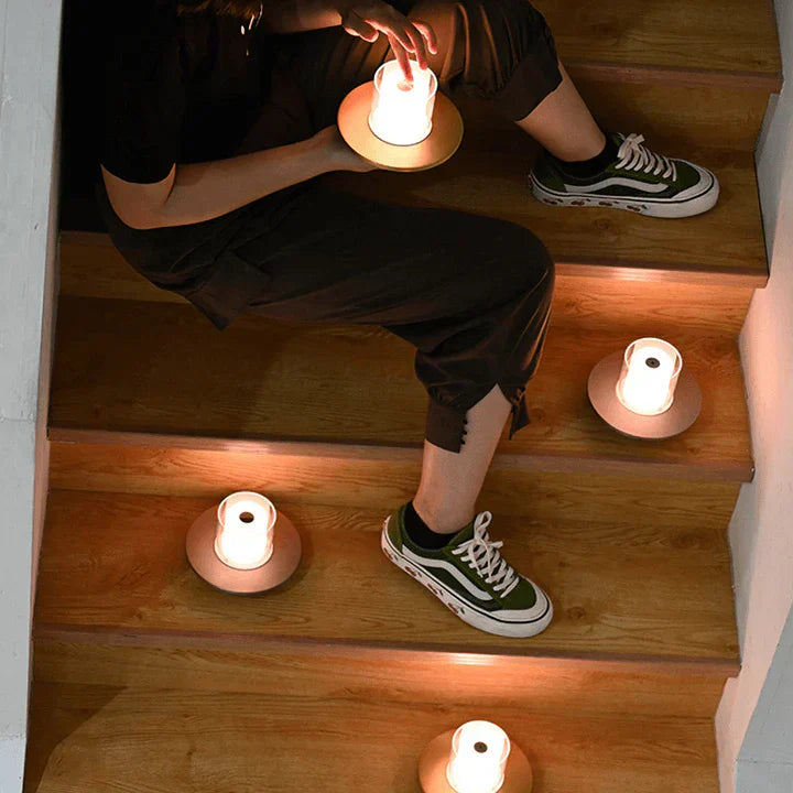 LumiÉlégance – Lampe LED à induction moderne - Rynova
