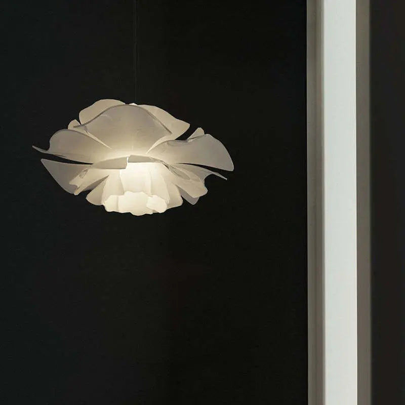 Fleuria - Applique Murale Moderne en Métal Blanc en Forme de Fleur - Rynova