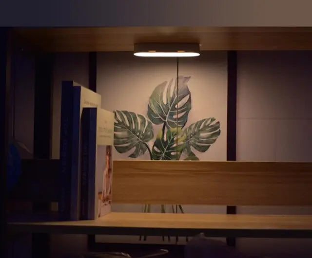 BrightGuard | Luminaire mural sans fil à capteur de mouvement LED rechargeable par USB - Rynova