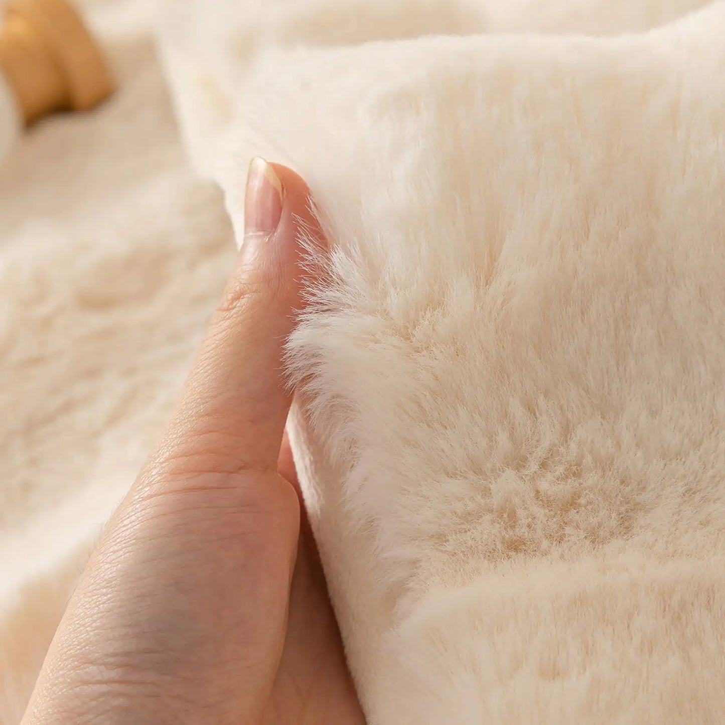 PlushComfort - housse de canapé en peluche ultra douce et fluffy, antidérapante - Rynova