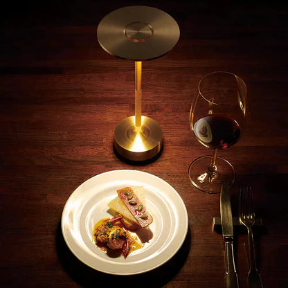 Lampe de Table Designer Thomas - ElegantGlow par LumenArt - Rynova