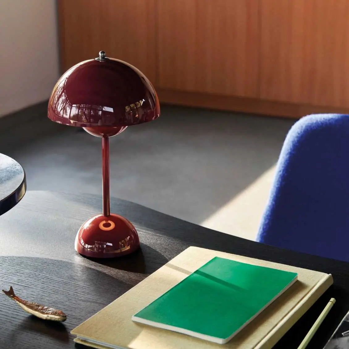 Lumière Lunaire - Lampe de Table LED pour une Ambiance Moderne - Rynova
