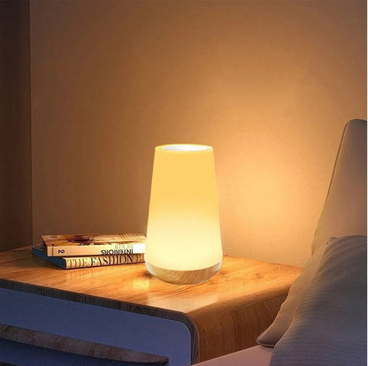 LumiHalina – Lampadaire Élégant avec Commande Tactile et Éclairage Personnalisable - Rynova