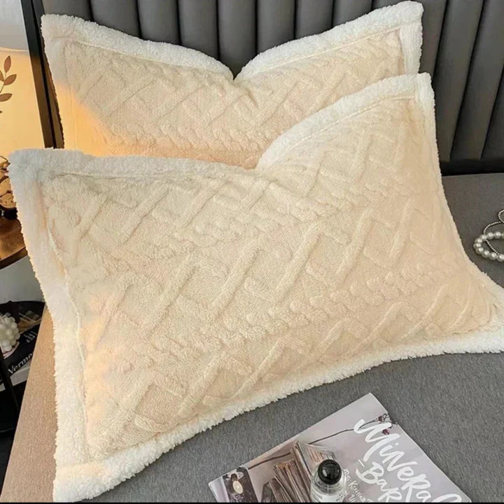 Léa - Couette en flanelle douce et chaleureuse pour des nuits paisibles - Rynova