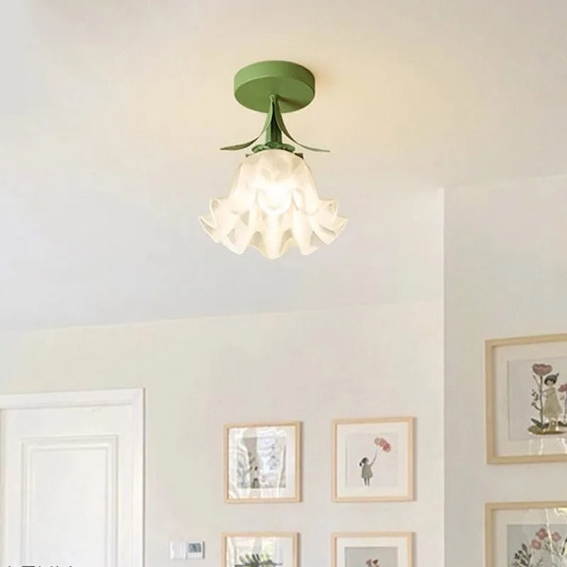 LumiPlafond - Lampe de Plafond Élégante et Chaleureuse pour Intérieur - Rynova
