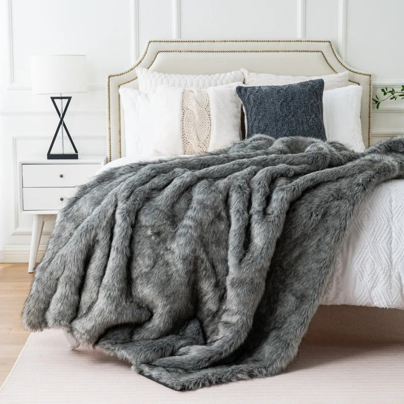 LuxeFausseFourrure - Couverture en Fourrure Imitation pour Lit et Canapé - Rynova